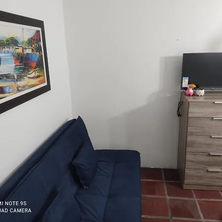 Aluguel de Flats condomínio Bangalô em Cabo Frio - BLOCO 15 APT 103-3