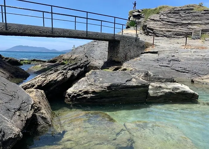 Cabo Frio Lindo 2 quartos Reformado para 8 pessoas